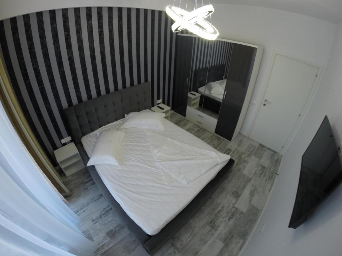911 Cazare Mamaia Exterior foto